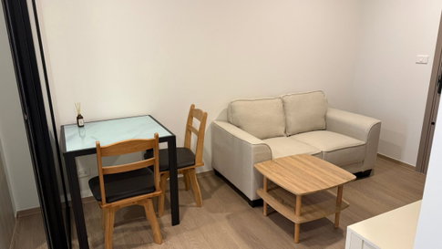 MRT Bang Khun Non 220 m. Condo Origin Play Bangkhunnon Triple Station ( Rental ) Price 15,000 Baht