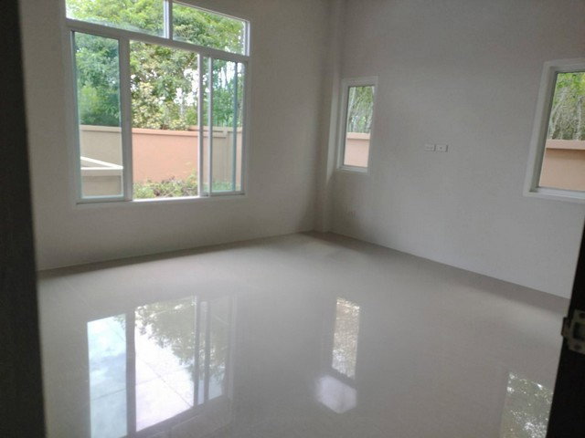 picture FOR SALE HOUSE PROPERTY 2200000 BAHT. - 3/8