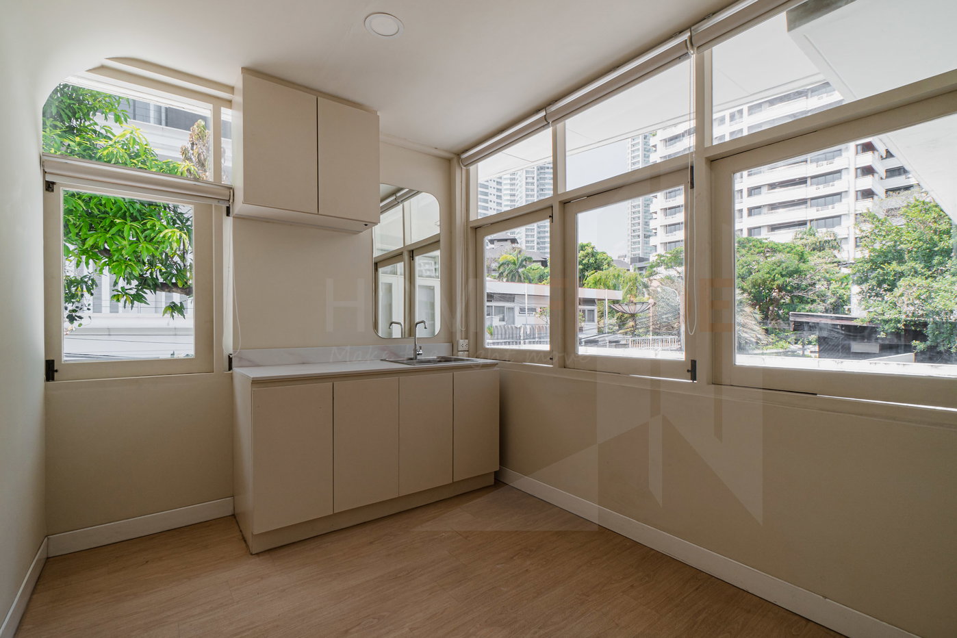 รูป House Sukhumvit 16 2 bedrooms, for rent - รูปที่ 38/44