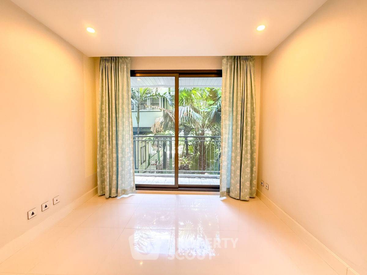 รูป คอนโด 2-ห้องนอน ที่ โคเรสซิโอ สาทร-พิพัฒน์ ใกล้ BTS ช่องนนทรี (ID 2573682) - รูปที่ 2/9