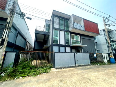 ทาวน์โฮม สมุทรสาคร : J11694 ขายทาวน์โฮม ตำบลแคราย อำเภอกระทุ่มแบน สมุทรสาคร