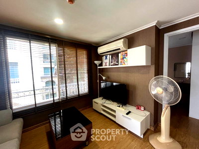 Condos for rent : 1-BR Condo at The Prague Condominium close to Bang Lamphu (ID 2470436)