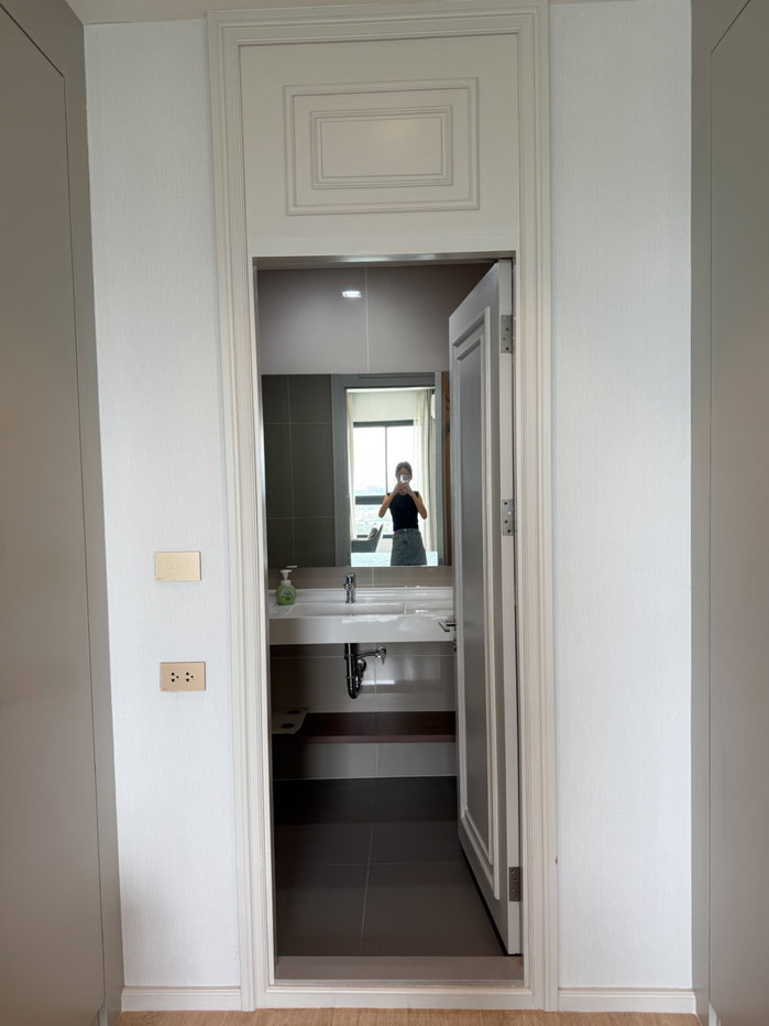 picture 2 Bedrooms, 2 Bathrooms, 2 Parking FOR SALE (Beautiful Room!) - 13/47