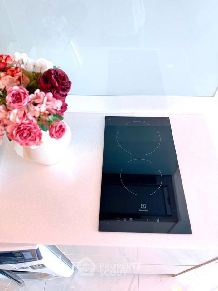 picture 1-BR Condo at Hyde Sukhumvit 11 near BTS Nana (ID 3021434) - 7/10