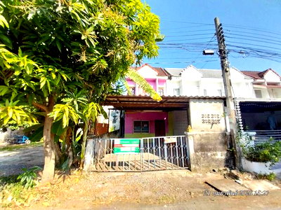 Townhouses for sale Nong Chok : TOWN HOUSE 23.1 Sq.w. Nong Chok Bangkok for 850,000