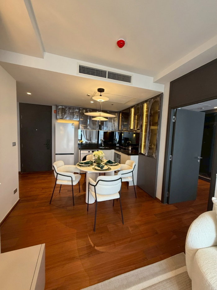 รูป For Rent | Altitude Symphony Charoenkrung Unit 12A03 | 2 Bedrooms | Fully Furnished - รูปที่ 2/6