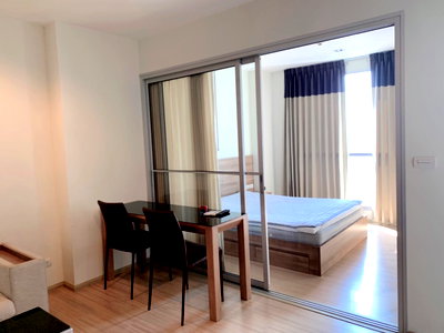 Condos for rent : For Rent "𝐑𝐡𝐲𝐭𝐡𝐦 𝐑𝐚𝐭𝐜𝐡𝐚𝐝𝐚-𝐇𝐮𝐚𝐢𝐤𝐡𝐰𝐚𝐧𝐠"  1 Bedroom 36 Sq.m. High floor Near : MRT-Huaikhwang