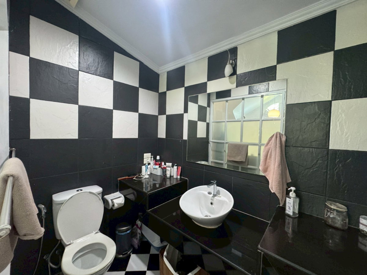 รูป 📣 Fantasia Villa 2 สุขุมวิท 107 ทาวน์โฮมหรูสไตล์ยุโรป ใกล้ BTS แบริ่ง เพียง 400 เมตร ✨  💰 ค่าเช่า 65,000 บาท/เดือน  🏡  - รูปที่ 9/20