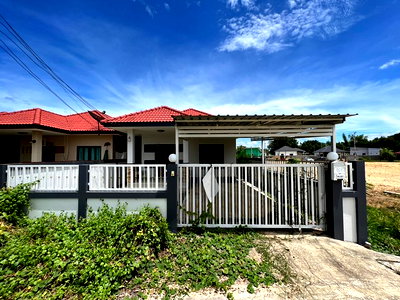 Houses for sale Hua Hin Prachaubkirikhan : FOR SALE  HOUSE PROPERTY  1710000 BAHT.