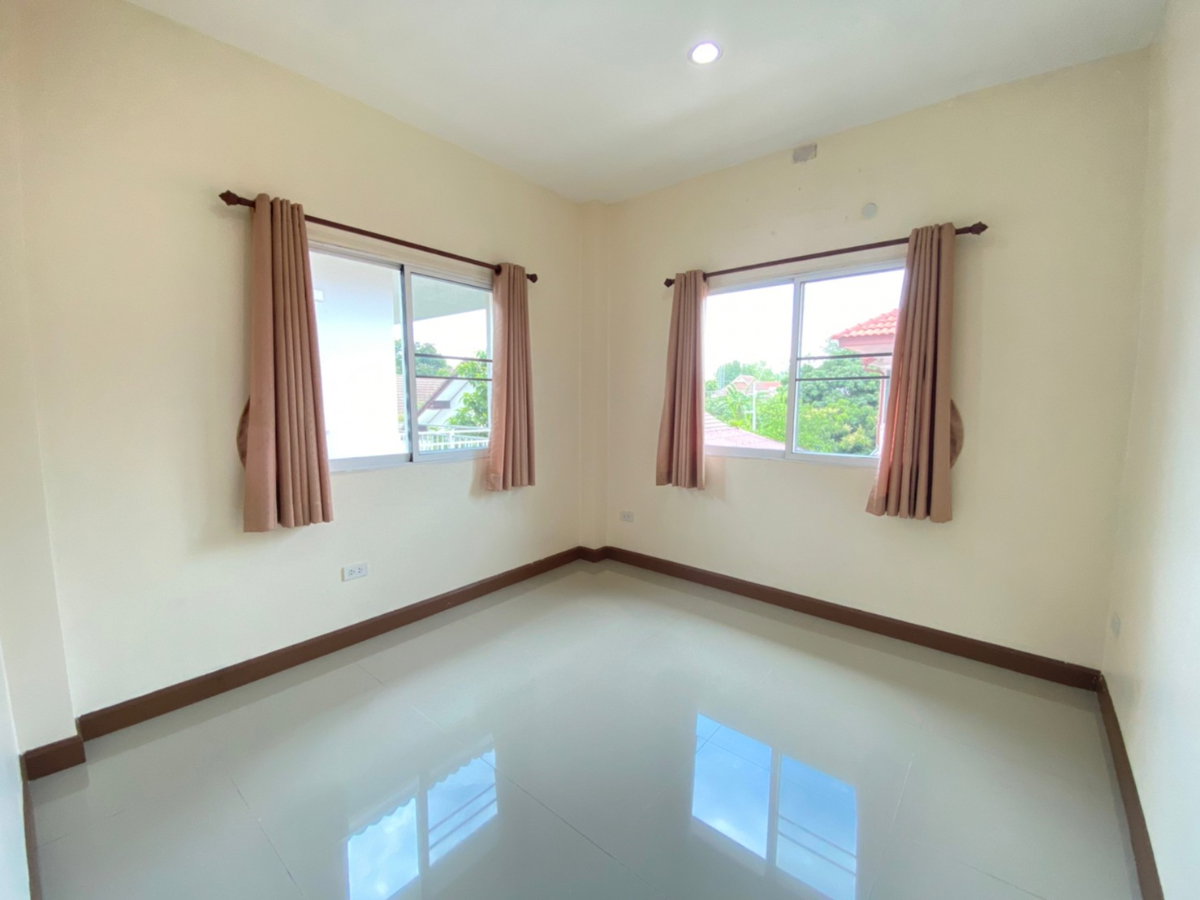 รูป  บ้านเดี่ยวสองชั้น  ในโครงการทำเลย่านเศรษฐกิจ #สันทรายราคาเพียง  3.5 ล้านบาท  #C4MG100537 - รูปที่ 14/20