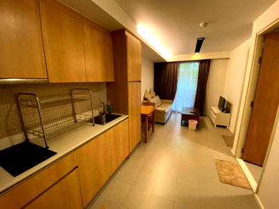 Condos for rent : RS6577 For Rent: The Nest Ploenchit Condo in the CBD near BTS Ploenchit