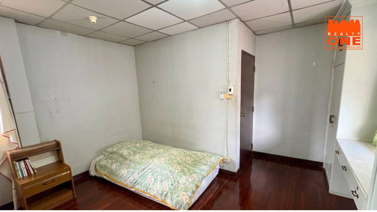 รูป ขายบ้านเดี่ยวหลังมุม เนื้อที่กว้าง 69 ตร.ว. ทำเลดีเข้า-ออกได้หลายทาง หมู่บ้านโชคชัยปัญจทรัพย์ (นวมินทร์ 81) - รูปที่ 18/22