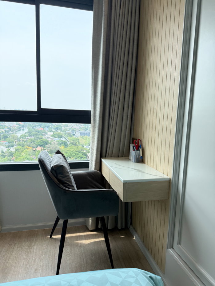 picture 2 Bedrooms, 2 Bathrooms, 2 Parking FOR SALE (Beautiful Room!) - 9/47