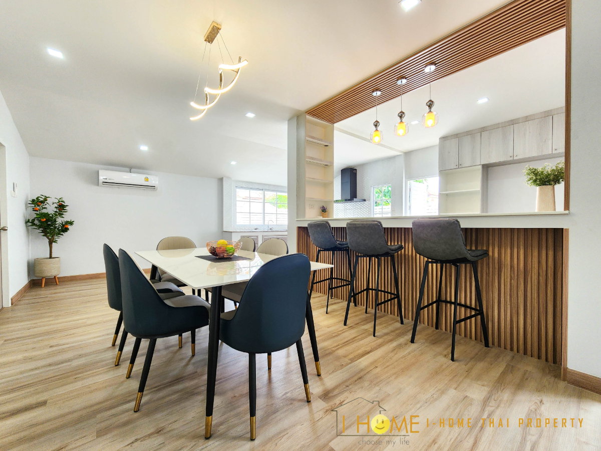 รูป  ให้เช่า Pool Villa 2 ชั้น พร้อมสระว่ายน้ำส่วนตัว ใกล้โรงเรียนนานาชาติ # ASP-V0046 - รูปที่ 16/54