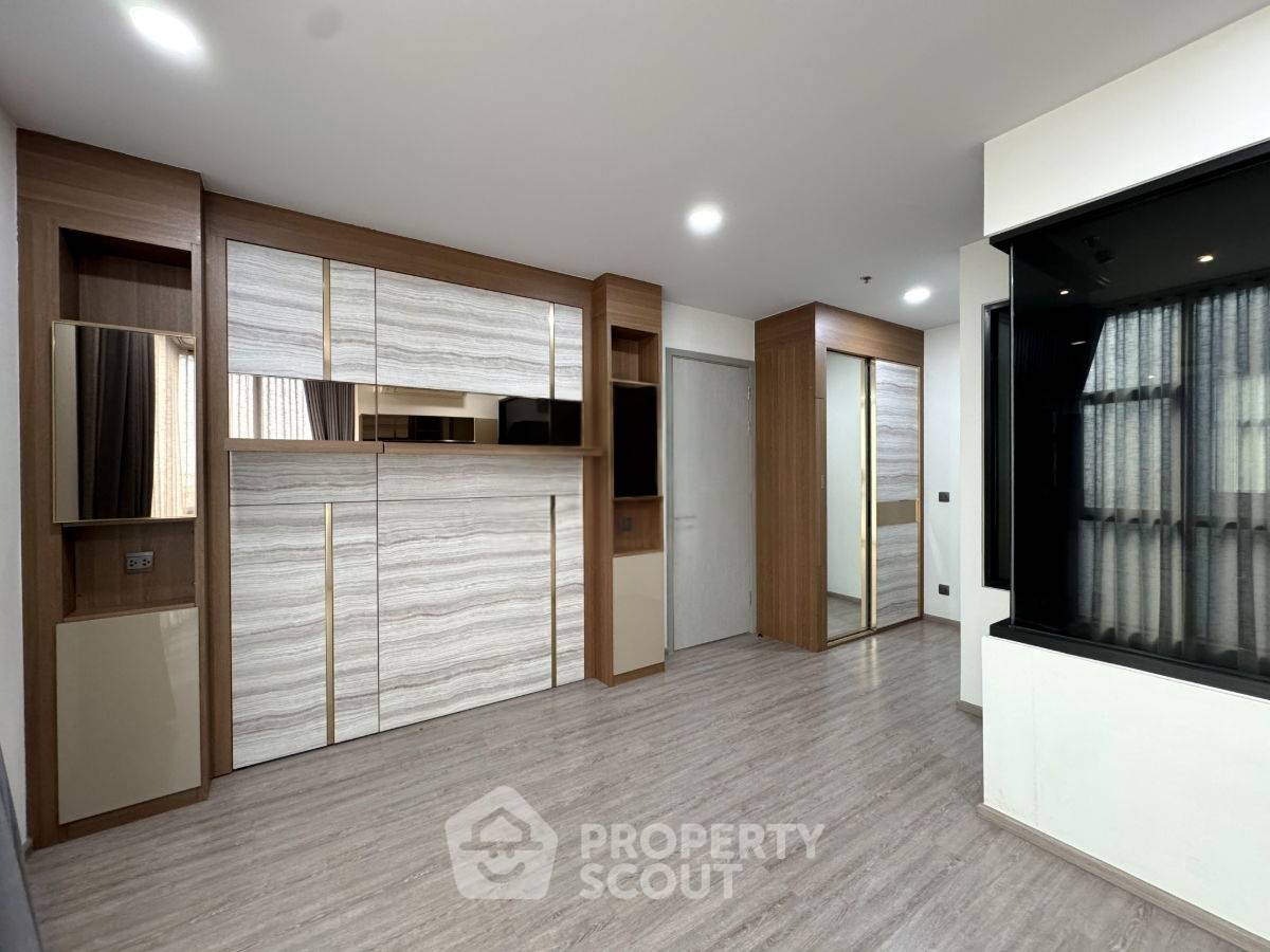 picture 2-BR Condo at Rhythm Ekkamai near BTS Ekkamai (ID 2594704) - 2/9