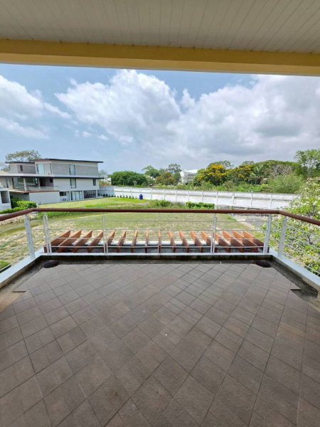รูป ขายบ้านพักตากอากาศติดทะเลจอมเทียน พัทยา วิวทะเลสวย ทำเลหายาก - รูปที่ 18/20