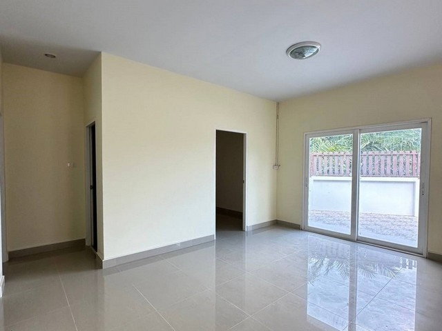 picture FOR SALE HOUSE PROPERTY 2600000 BAHT. - 3/8