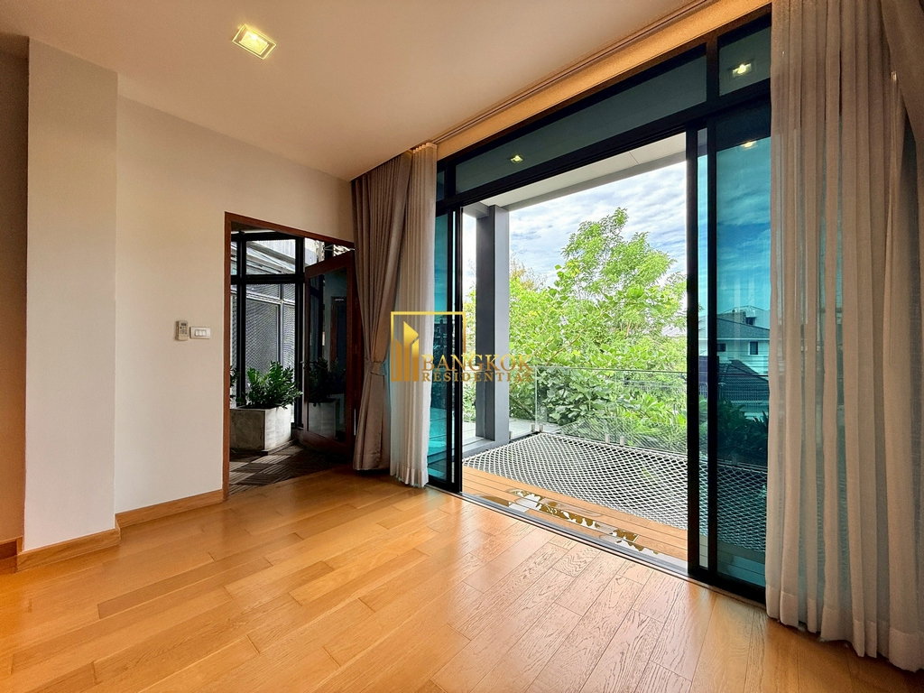 รูป Very Spacious 4 Bedroom Pool Villas Luxury House For Sale - BR28126SH - รูปที่ 32/62