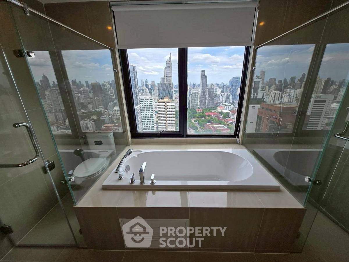 picture 4-BR Condo at Villa Asoke near MRT Phetchaburi (ID 3022092) - 7/10