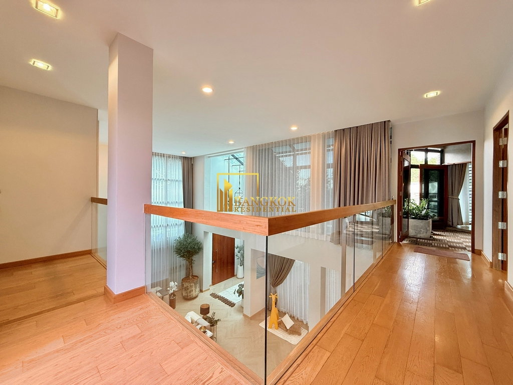 รูป Very Spacious 4 Bedroom Pool Villas Luxury House For Sale - BR28126SH - รูปที่ 15/62