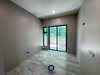listing thumbnail image 32