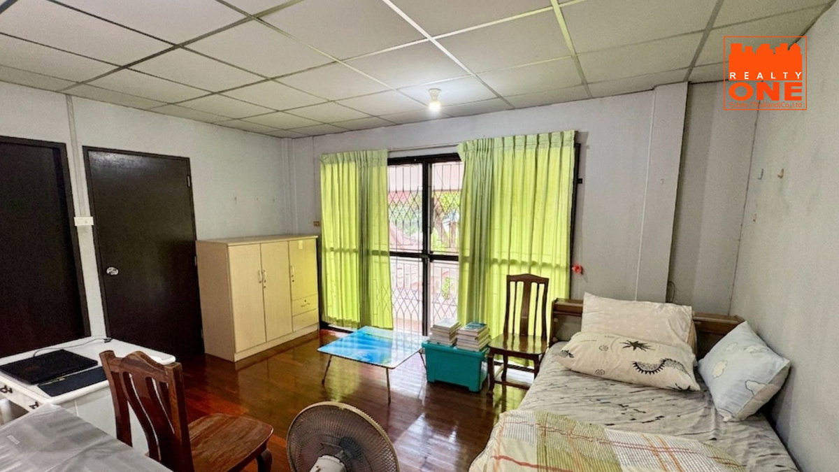 รูป ขายบ้านเดี่ยวหลังมุม เนื้อที่กว้าง 69 ตร.ว. ทำเลดีเข้า-ออกได้หลายทาง หมู่บ้านโชคชัยปัญจทรัพย์ (นวมินทร์ 81) - รูปที่ 17/22