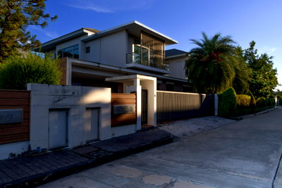บ้านเดี่ยว กรุงเทพมหานคร : HR3535ขายบ้านหรู Perfect Masterpiece สุขุมวิท 77 - สุวรรณภูมิ | ที่ดินผืนใหญ่ 214 ตร.ว. สภาพมือหนึ่ง ใกล้ Robinsonลาดกระบัง