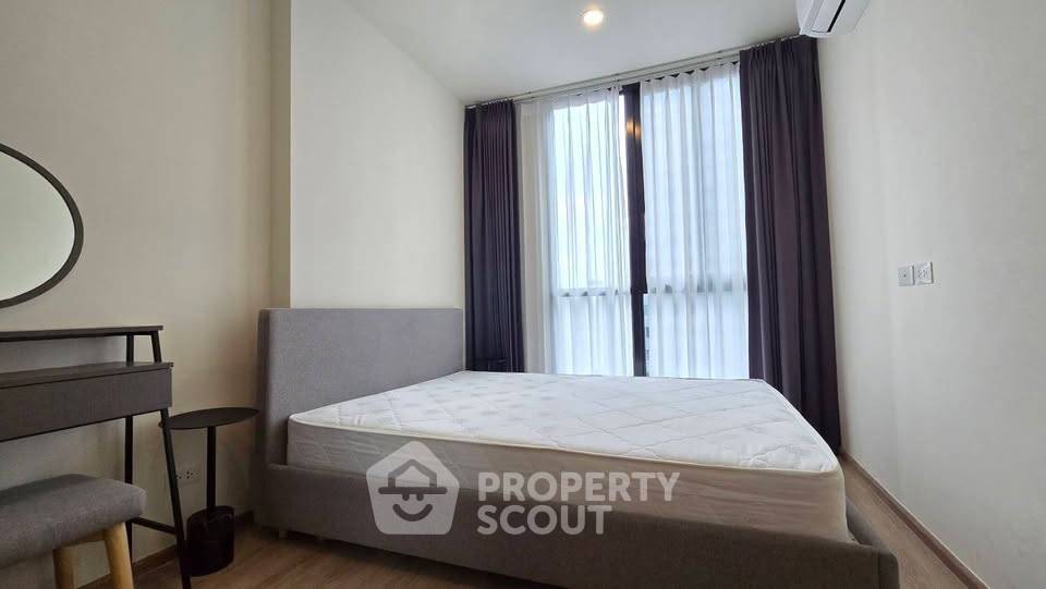 picture 1-BR Condo In Nue District R9, 200m To MRT Phra Ram 9 (ID 3011283) - 4/10