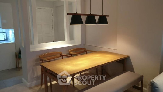 รูปภาพ 2-BR 75 Sqm Condo In Raintree Villa Sukhumvit 53 Near BTS Thong Lor (ID 514093)