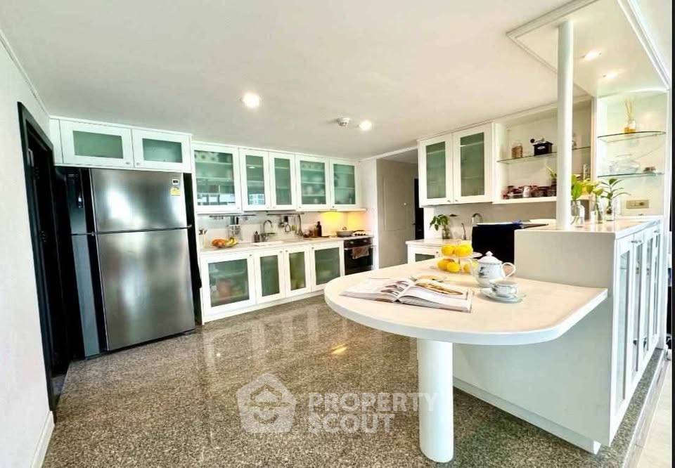 รูป คอนโด 3-ห้องนอน ที่ ศุภาลัย เพลส สุขุมวิท 39 ใกล้ BTS พร้อมพงษ์ (ID 3020825) - รูปที่ 6/42
