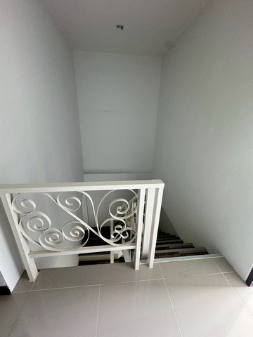 picture FOR SALE TOWNHOUSE PROPERTY 2880000 BAHT. - 6/8