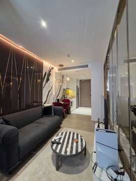 BTS Asoke 700 m. Condo FYNN Asoke ( Rental ) Price 45,000 Baht