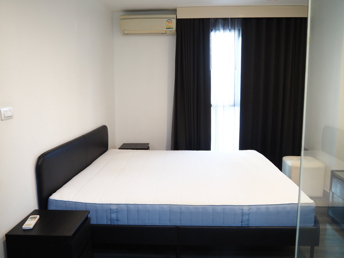 picture Ready to move 2 bed 2 bath condo for rent Rende Sukhumvit 23 - 7/24