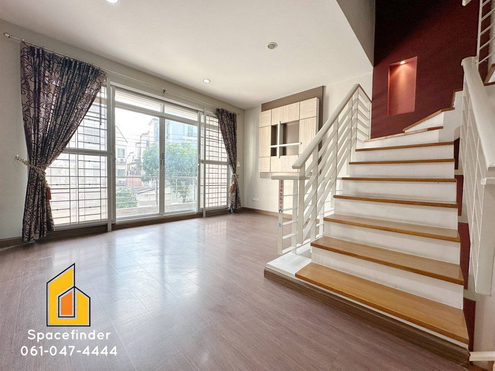 รูป Call : 061-047-4444 บ้านกลางเมือง สวิสทาวน์ เกษตร-นวมินทร์ ทาวน์โฮมแปลงมุม 30.2 ตารางวา 3 ห้องนอน 3 ห้องน้ำ ใกล้นวมินทร์ ซิตี้ อเวนิว - รูปที่ 7/13