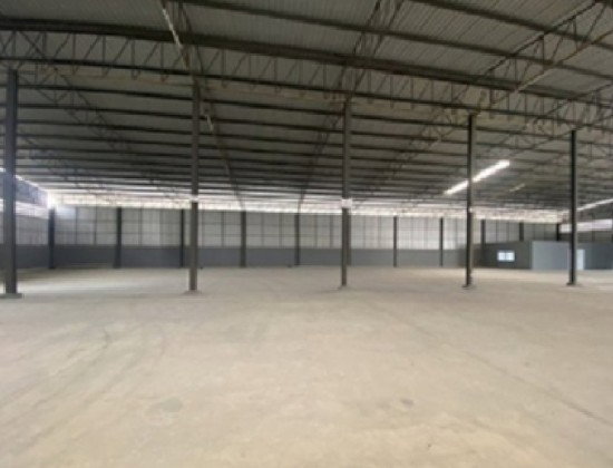 รูป ให้เช่าโกดังพร้อมสำนักงาน พื้นที่ 1000 ตารางเมตร ถนนบางนา ตราด-กม.5 เข้าออกได้หลายทาง รถใหญ่ , รถเทรลเลอร์ 40 ฟุต เข้าออกสะดวก - รูปที่ 8/14