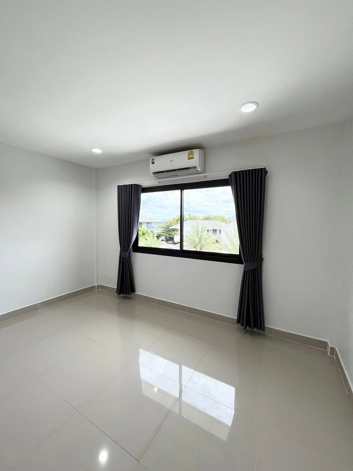 รูป 🏡 ปล่อยเช่าทาวน์โฮม 3 ชั้น รามอินทรา 34 แยก 10 4 ห้องนอน 3 ห้องน้ำ บ้านเดี่ยวอิสระ ไม่อยู่ในโครงการหมู่บ้าน เข้า-ออกสะดวก  - รูปที่ 16/20