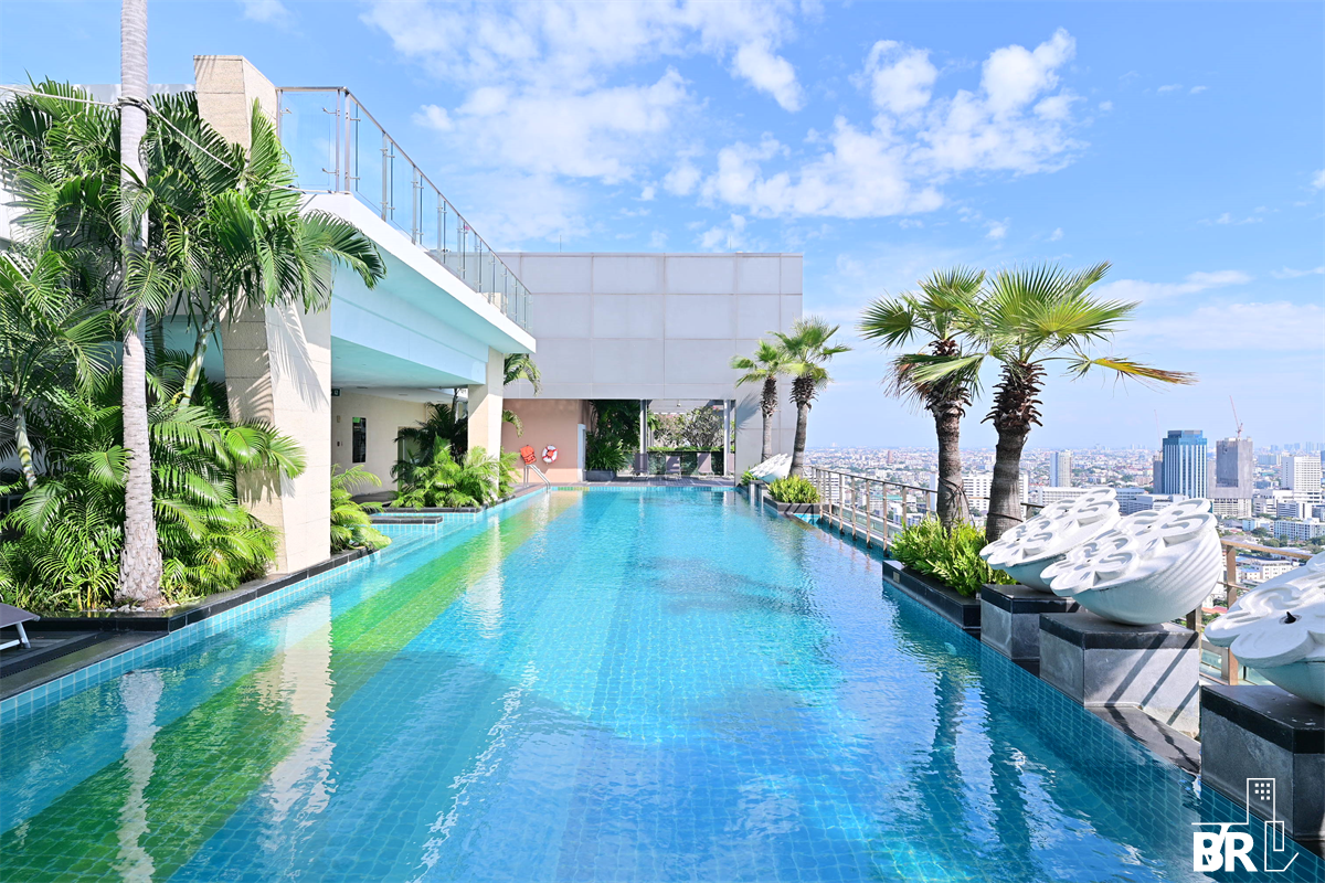 picture Hurry, big discount is ending! Abstracts Phahonyothin Park near BTS Ha Yaek Lat Phrao - 5/9