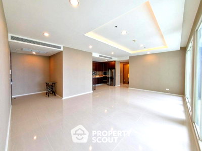 Condos for sale : 3-BR High-Floor Condo For Sale at Menam Residences, Wat Phraya Krai (ID 565936)