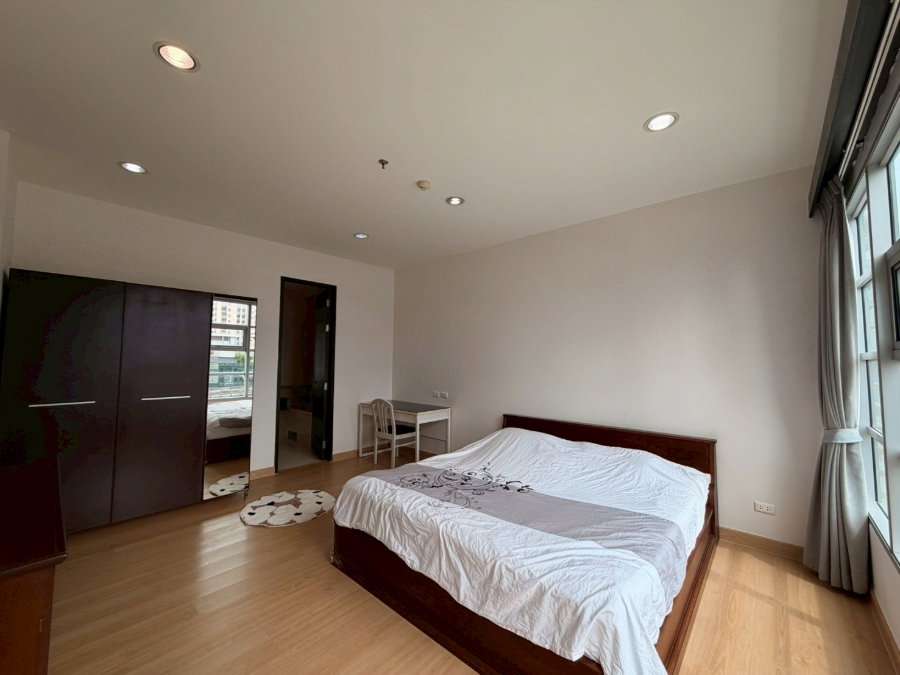 รูป 🏙️ Baan Klang Krung Siam-Pathumwan ห้องใหญ่ 60 ตร.ม. วิวโล่ง 🛁 มีอ่างอาบน้ำ ใกล้ BTS ราชเทวี เพียง 20K/เดือน ✨ - รูปที่ 3/12
