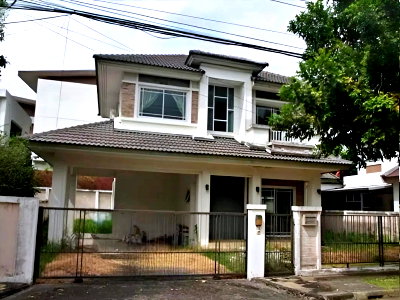 Houses for sale ดรีมเวิลด์ : 2-Storey Detached House for Sale at Thunyapirom Wongwaen Thanyaburi