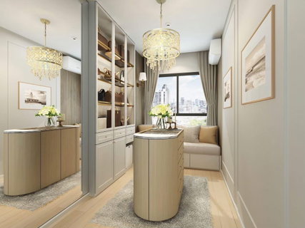 2 Bedrooms, 2 Bathrooms, 2 Parking FOR SALE (Beautiful Room!)
