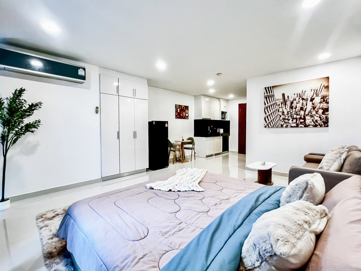 รูป Club Royal Condominium Studio Condo for Sale Wongamat - รูปที่ 5/10
