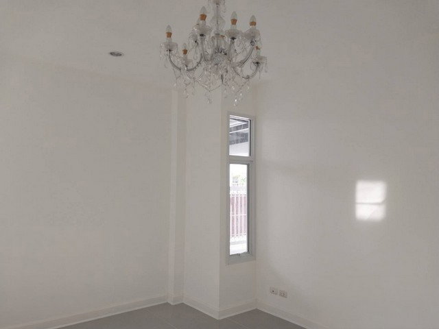 picture FOR SALE HOUSE PROPERTY 3870000 BAHT. - 6/8