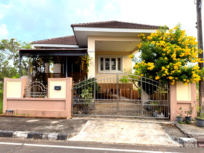 Houses for sale Trat : Vacation home for sale at Laem Ngop District, Trat