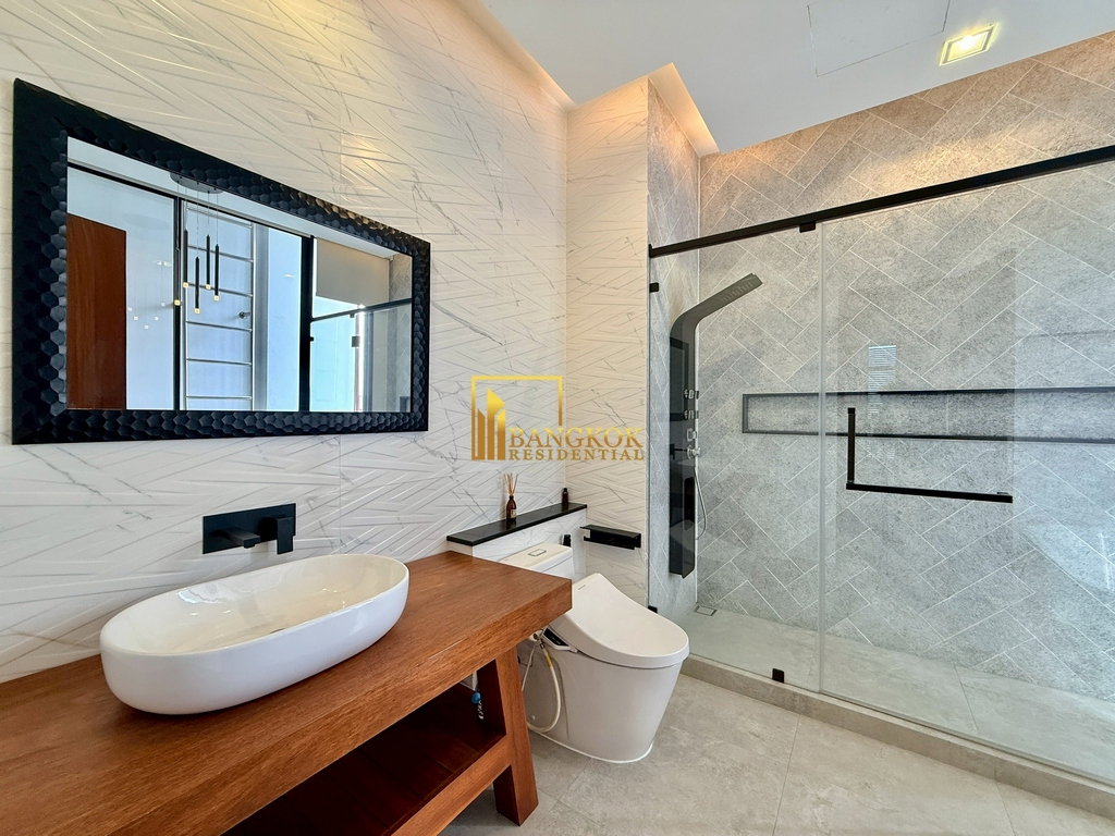 รูป Very Spacious 4 Bedroom Pool Villas Luxury House For Sale - BR28126SH - รูปที่ 40/62