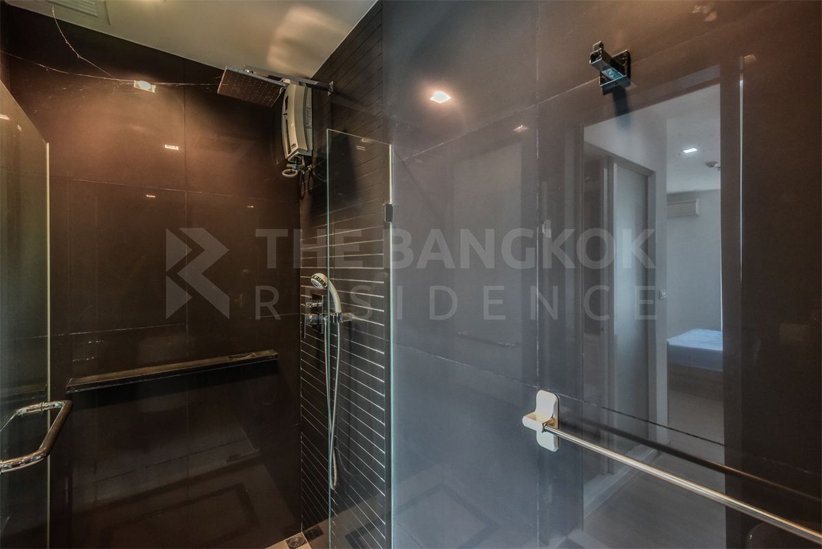 picture Beautiful Room, Ready-to-move-in Rhythm Phahol - Ari near BTS Sena Ruam - 9/10