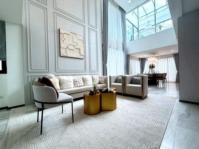 Townhouses for sale Thonburi Vocational College : 🎋For Sale 3.5-Storey Townhome Charan Sanitwong 35, the blisz iconic sathorn – charan 35 a new project