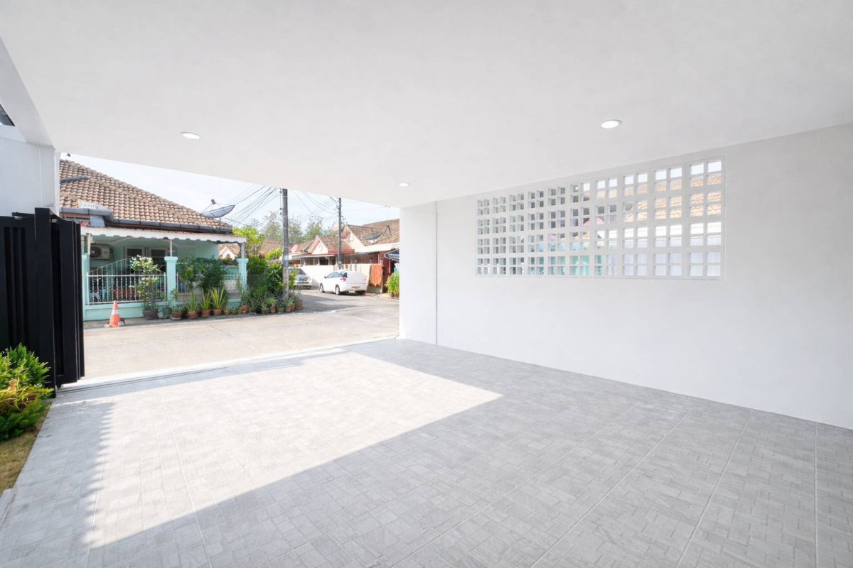 รูป บ้านหลังมุมสุดคุ้ม พร้อมสวนส่วนตัว ใจกลางวิชิต - รูปที่ 3/11