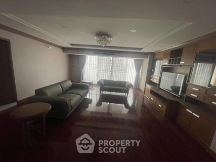 รูปภาพ 3-BR Condo at Wattana Heights near MRT Sukhumvit (ID 3020863)
