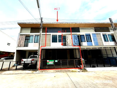 Townhouses for sale Chonburi : TOWN HOUSE 20.7 Sq.w. Si Racha Chonburi for 2.1M
